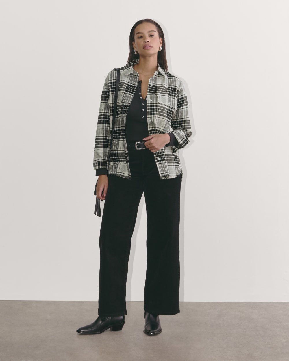 The Boyfriend Shirt in Flannel | Light Heather Oat / Black