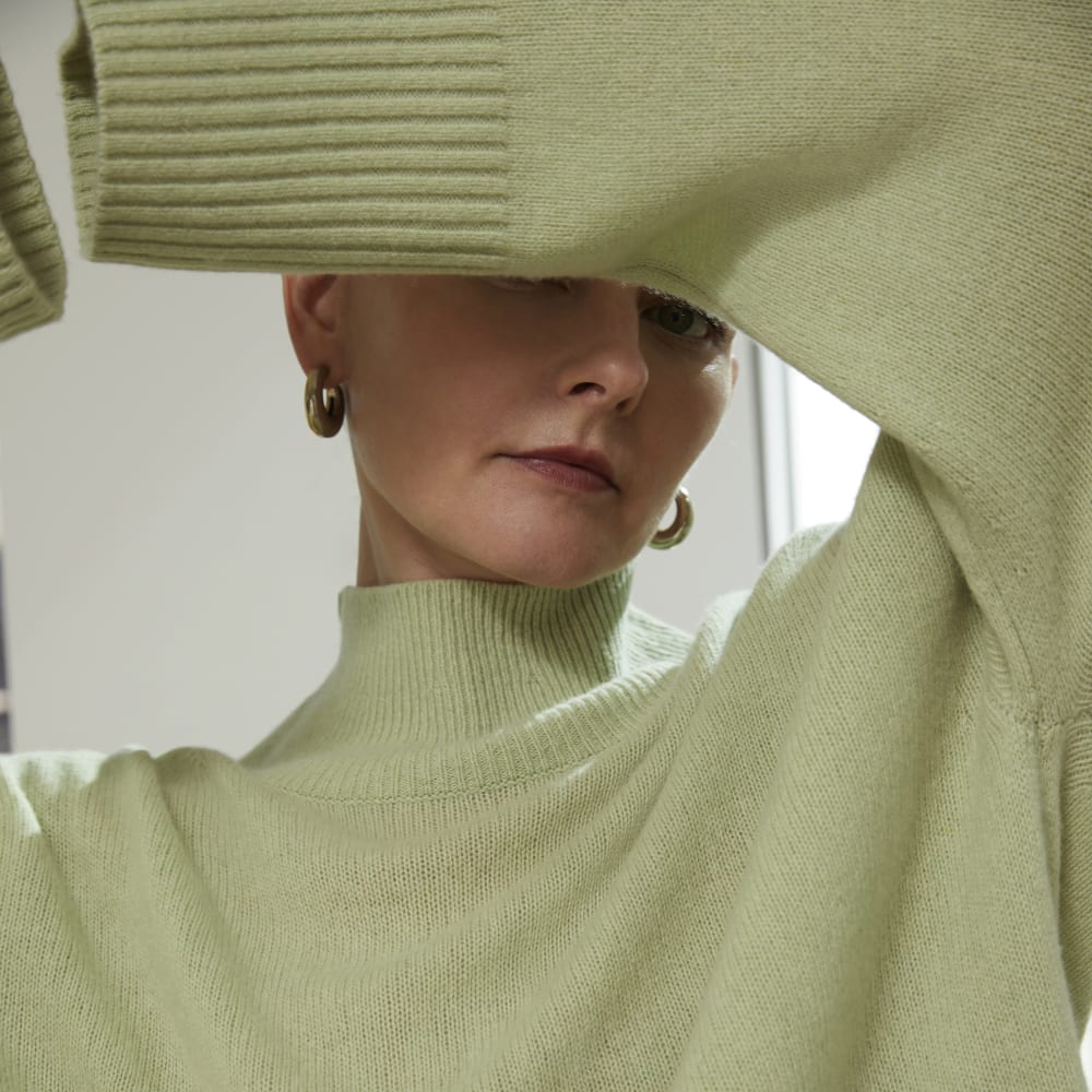 The Cashmere Oversized Turtleneck | Seafoam Green