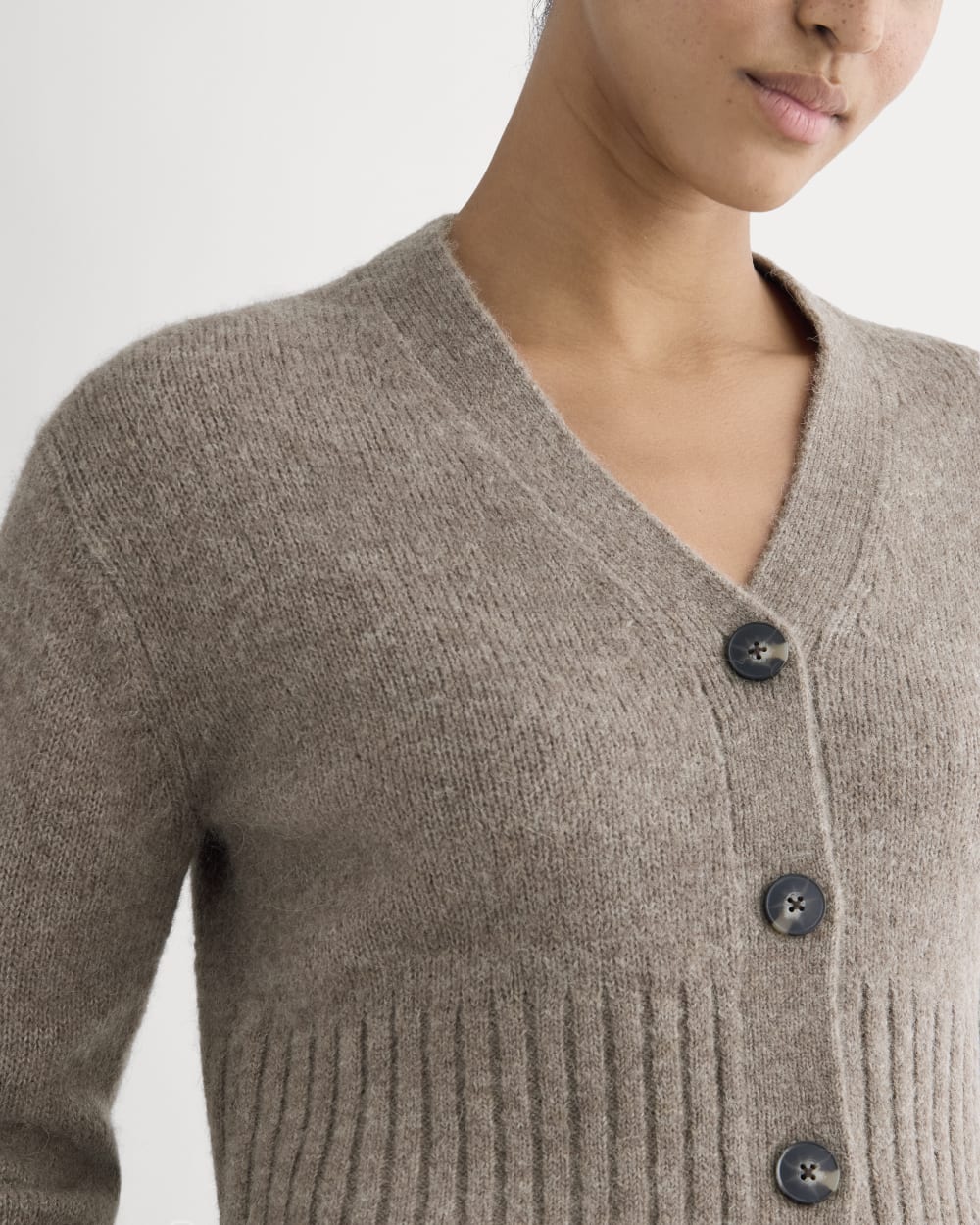 High V Cropped Cardigan in Alpaca | Taupe Melange