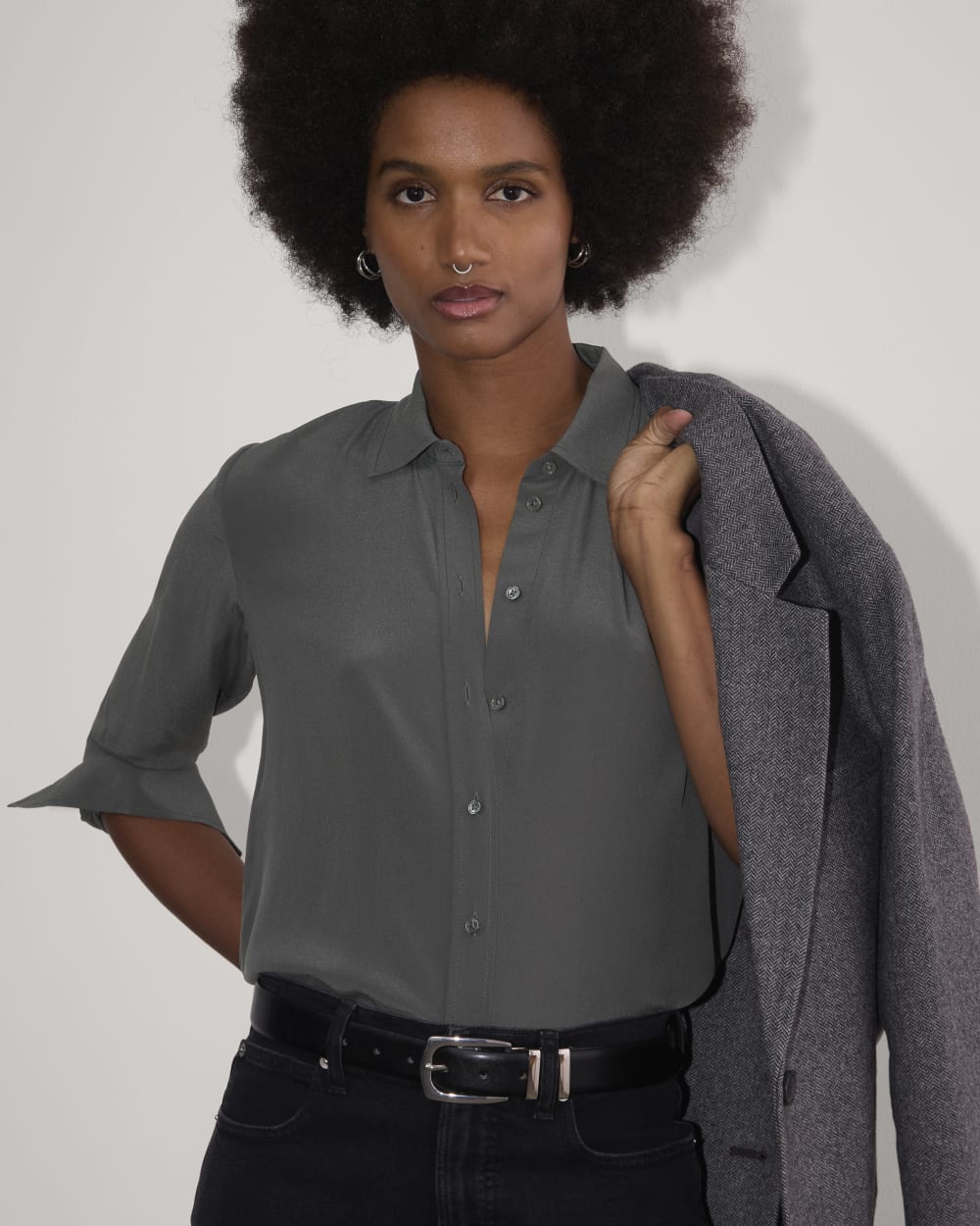 The Must-Have Shirt in Washable Silk | Graphite