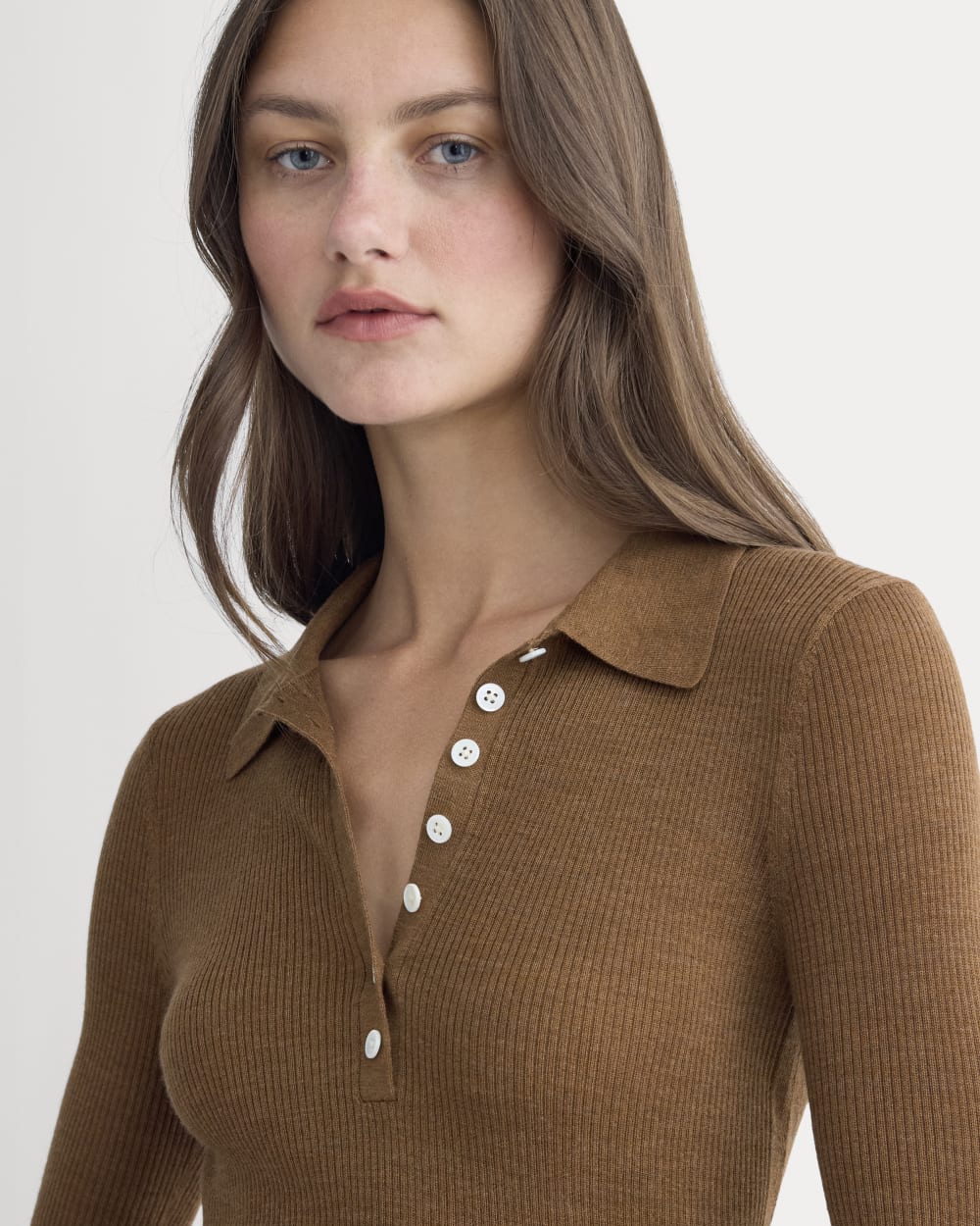 The Polo in Ultrasoft Merino | Heathered Toffee