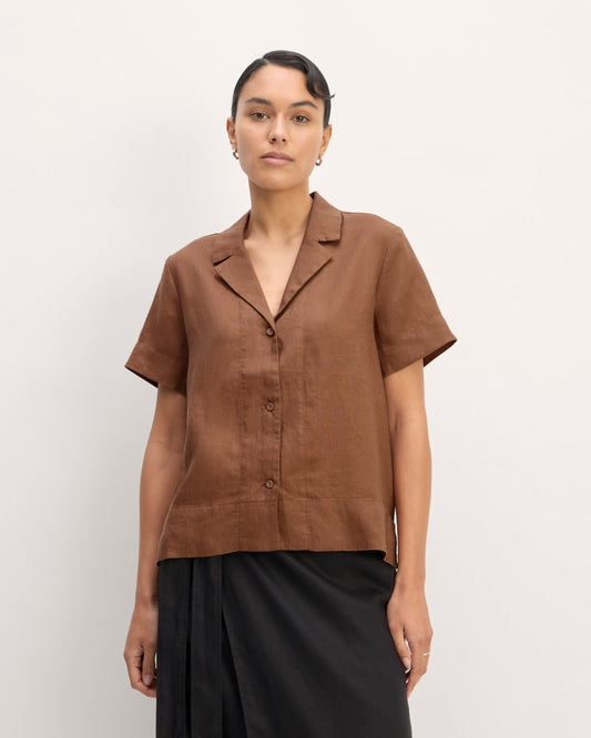 The Notch Shirt in Linen | Carob Brown