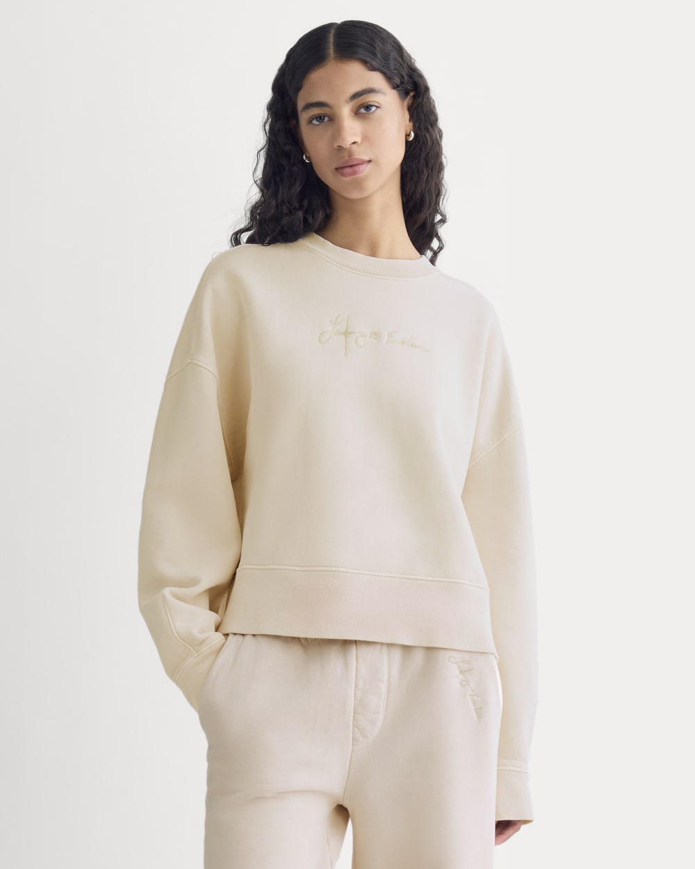 Everlane x The Laufey Foundation Cropped Sweatshirt | Pale Peony