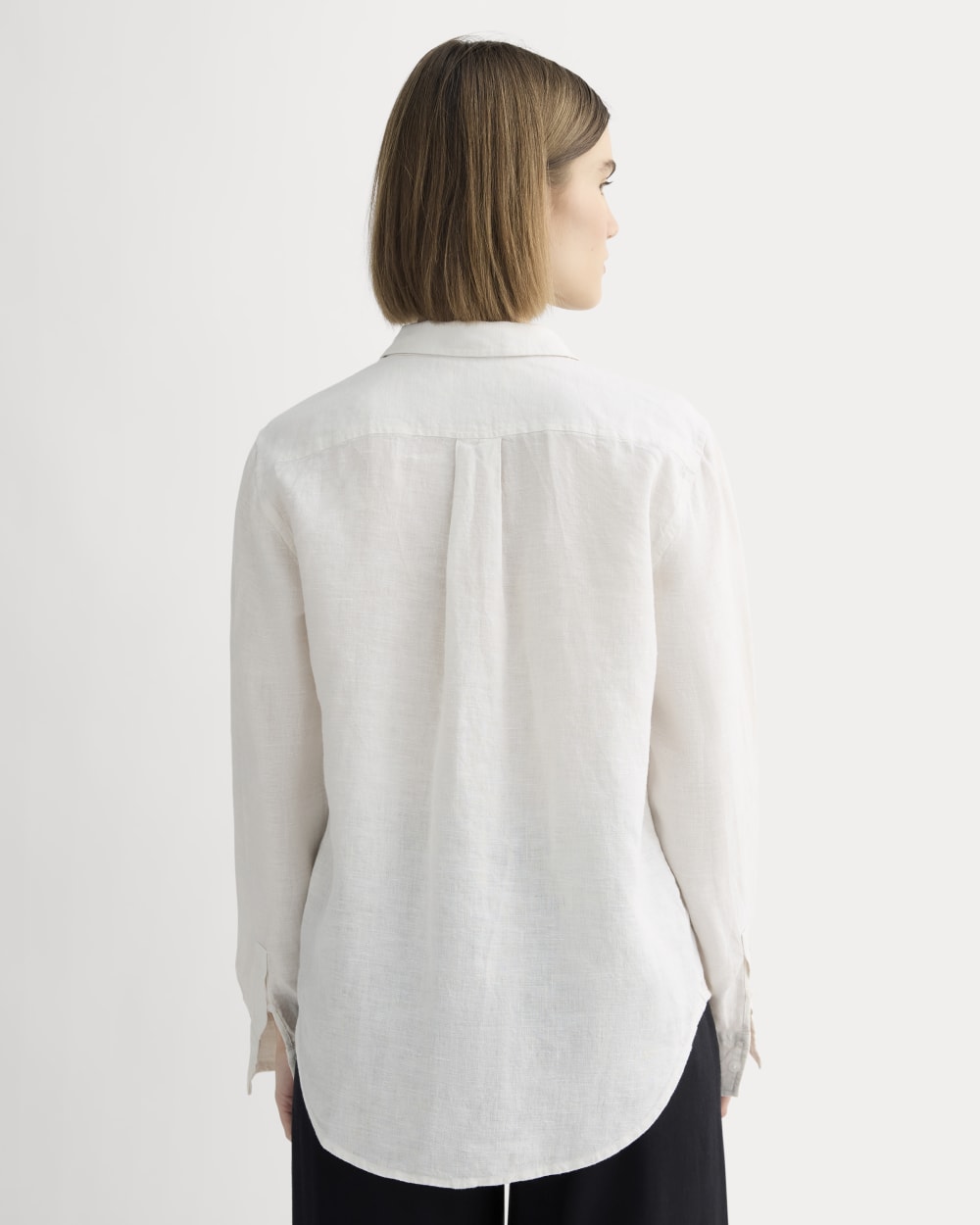 The Must-Have Shirt in Linen | Natural Chambray