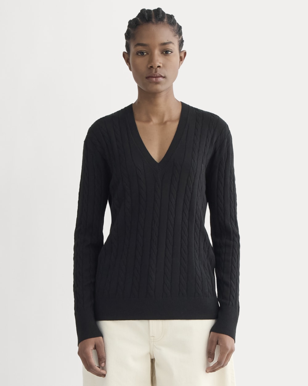 The Cable V-Neck in Cotton Cashmere | Black