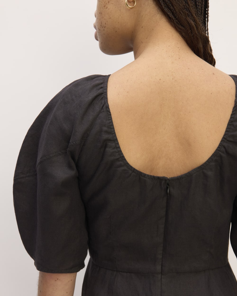 The Linen Short-Sleeve Scoop Midi Dress | Black