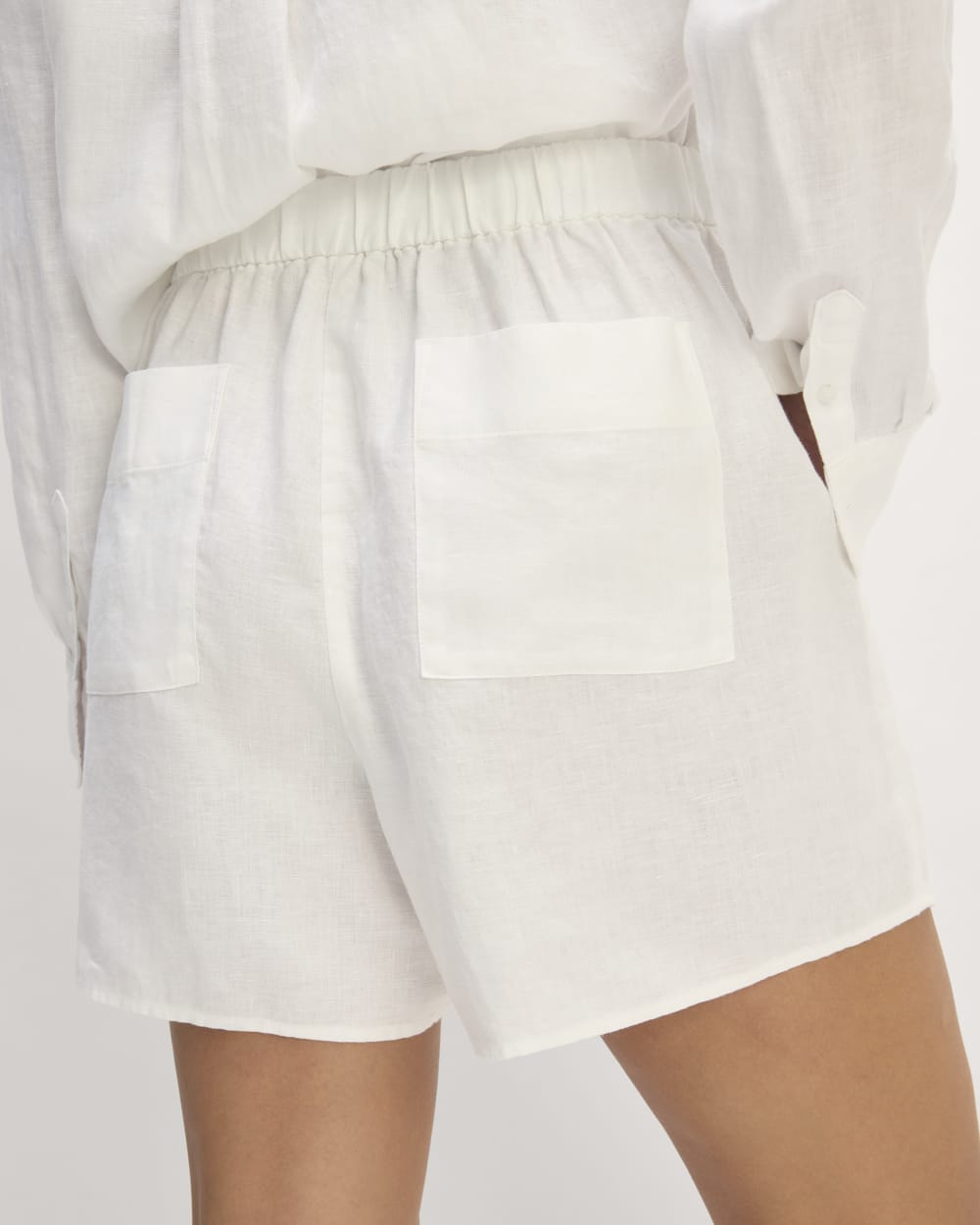 The Linen Easy Short | White
