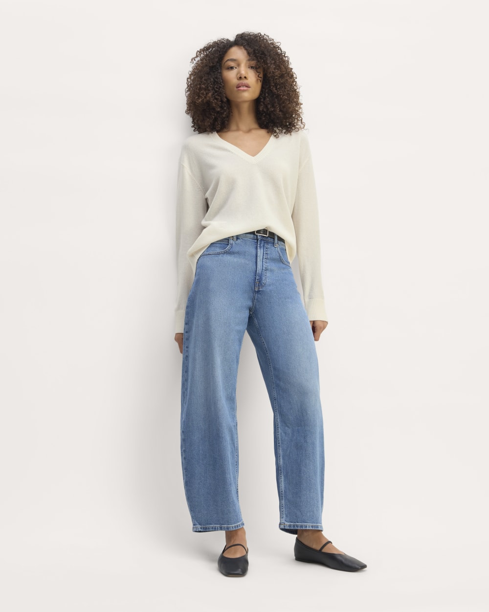 The Classic V in Cashmere | Bone