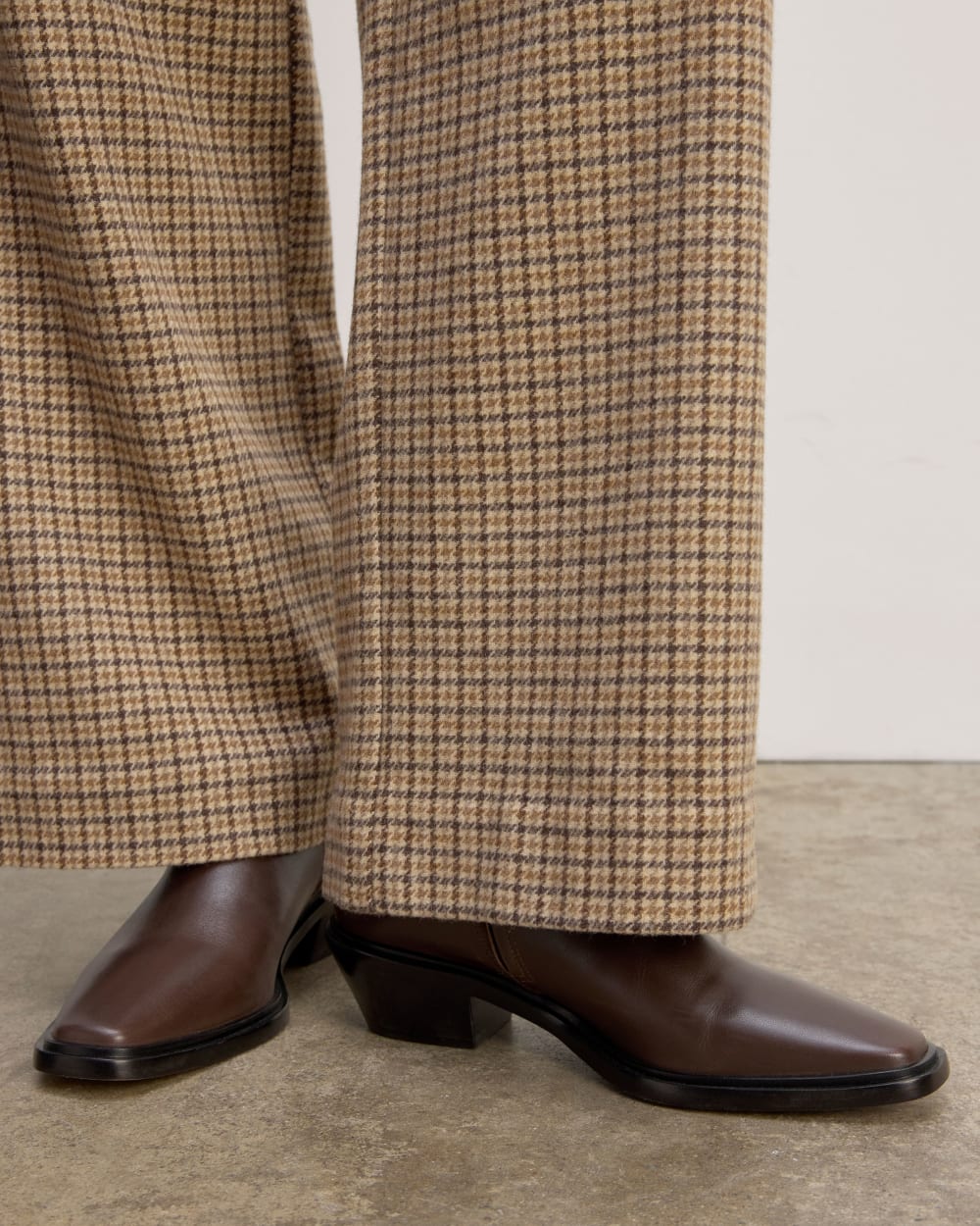 The Draper Pant in Wool | Camel Houndstooth
