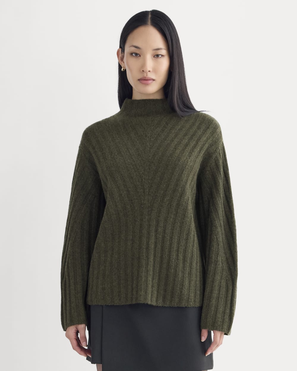 Funnel-Neck Sweater in Wool Cashmere | Heather Beech