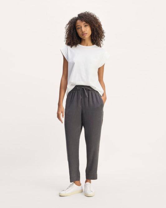 The Tapered Pant in Butterlite | Graphite