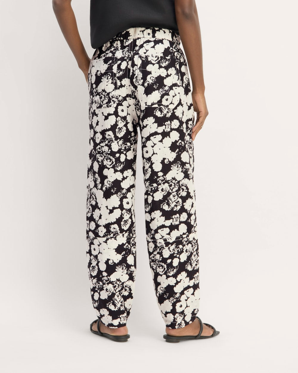 The Linen Pull-On Barrel Pant | Black / Bone Floral