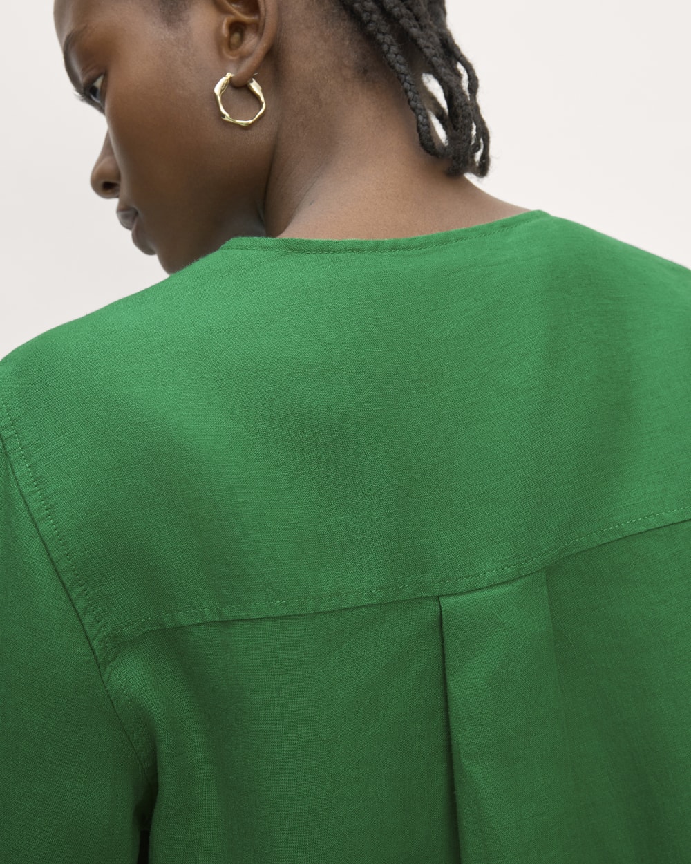 The Popover Shirt in Linen | Grass Green