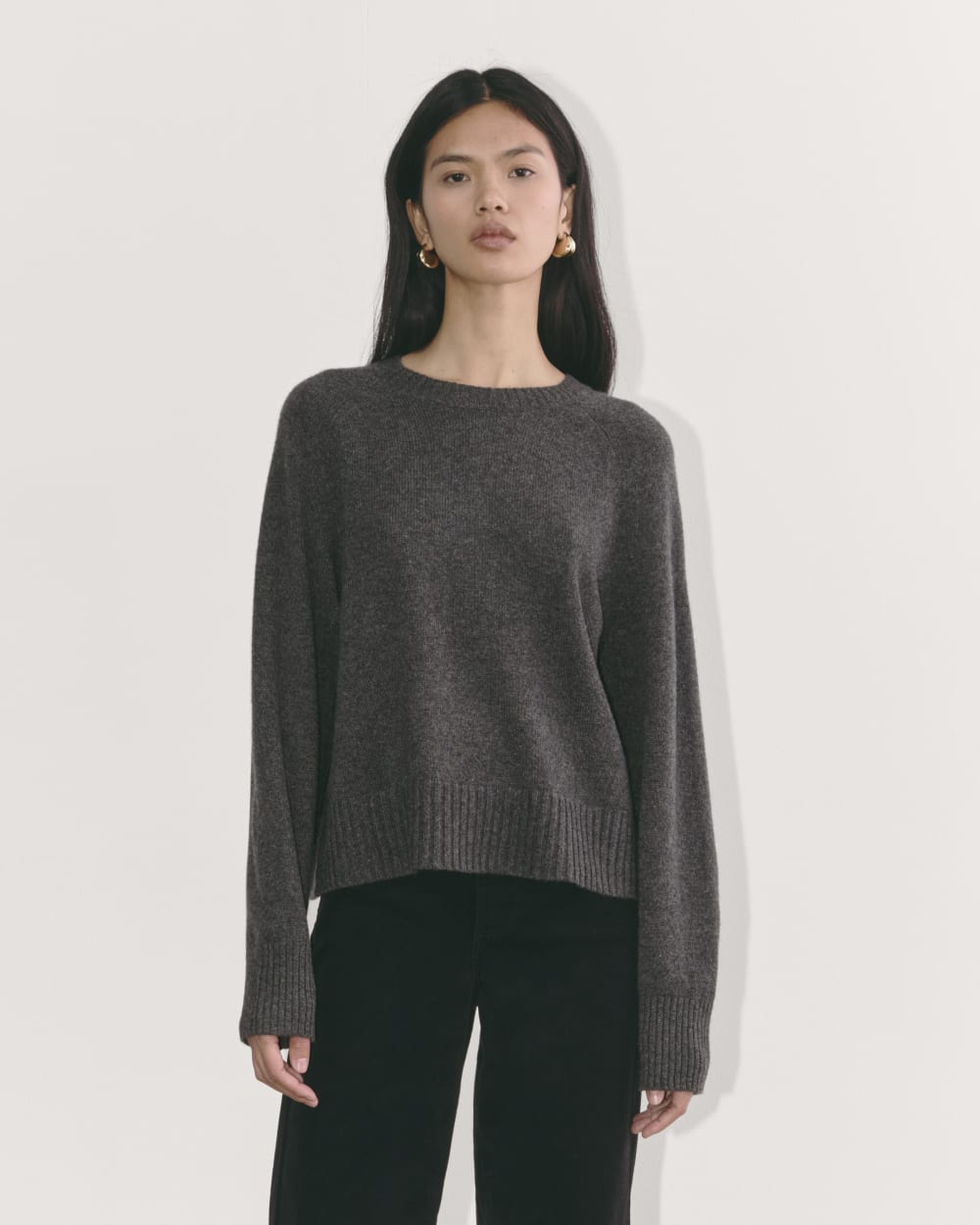 The Boxy Crew in Cashmere | Heather Charcoal