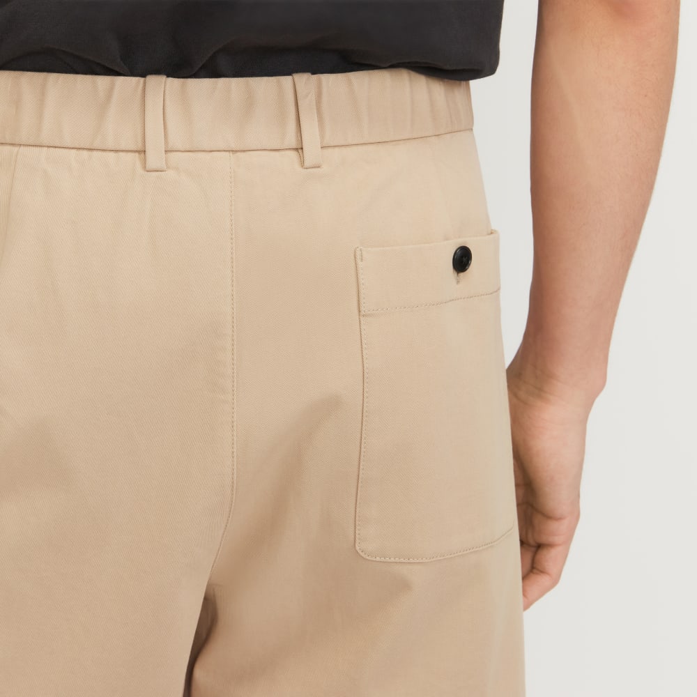 The Pull-On Performance Chino 5 Short | Trench Coat Khaki