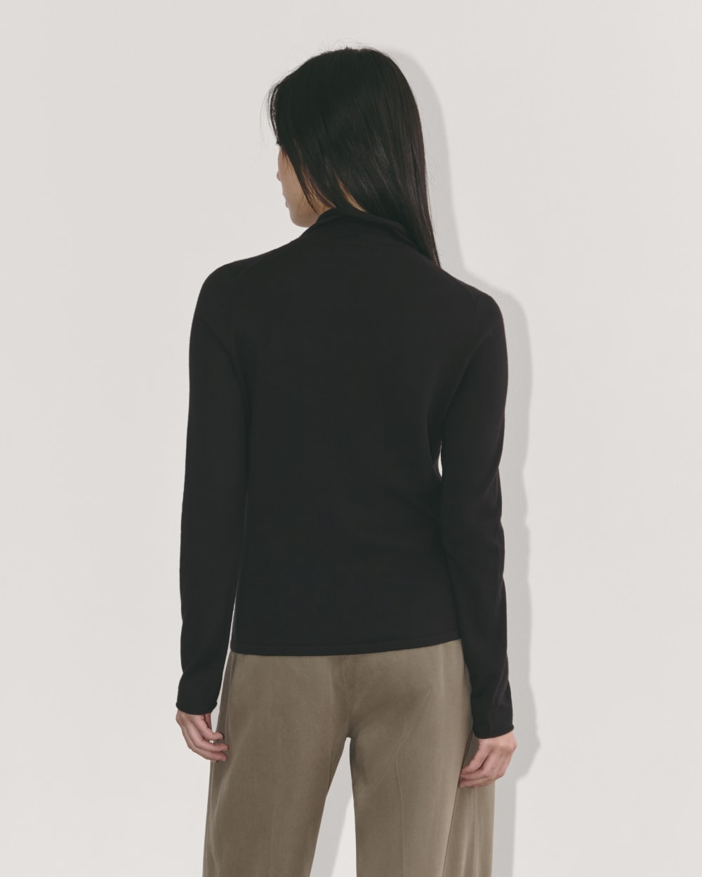 The Funnel Neck in Cotton Cashmere | Black