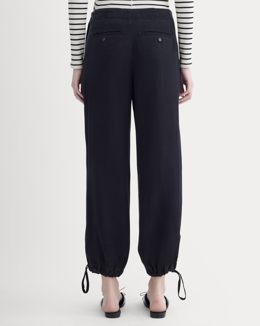 The Chino Jogger in Buttersoft | Black