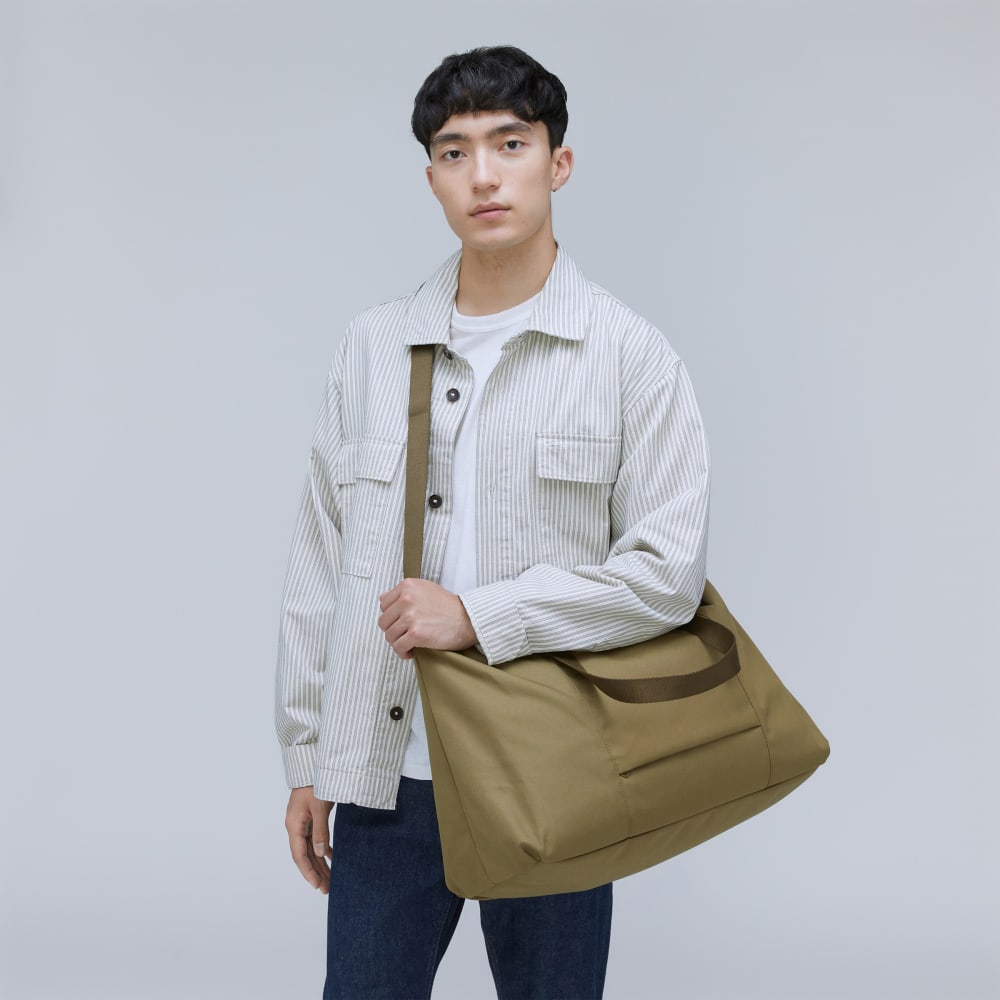 The ReNew Transit Weekender | Nutria