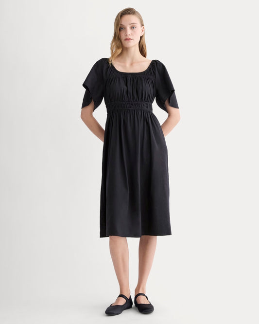 The Flutter-Sleeve Dress in Stretch Linen | Black