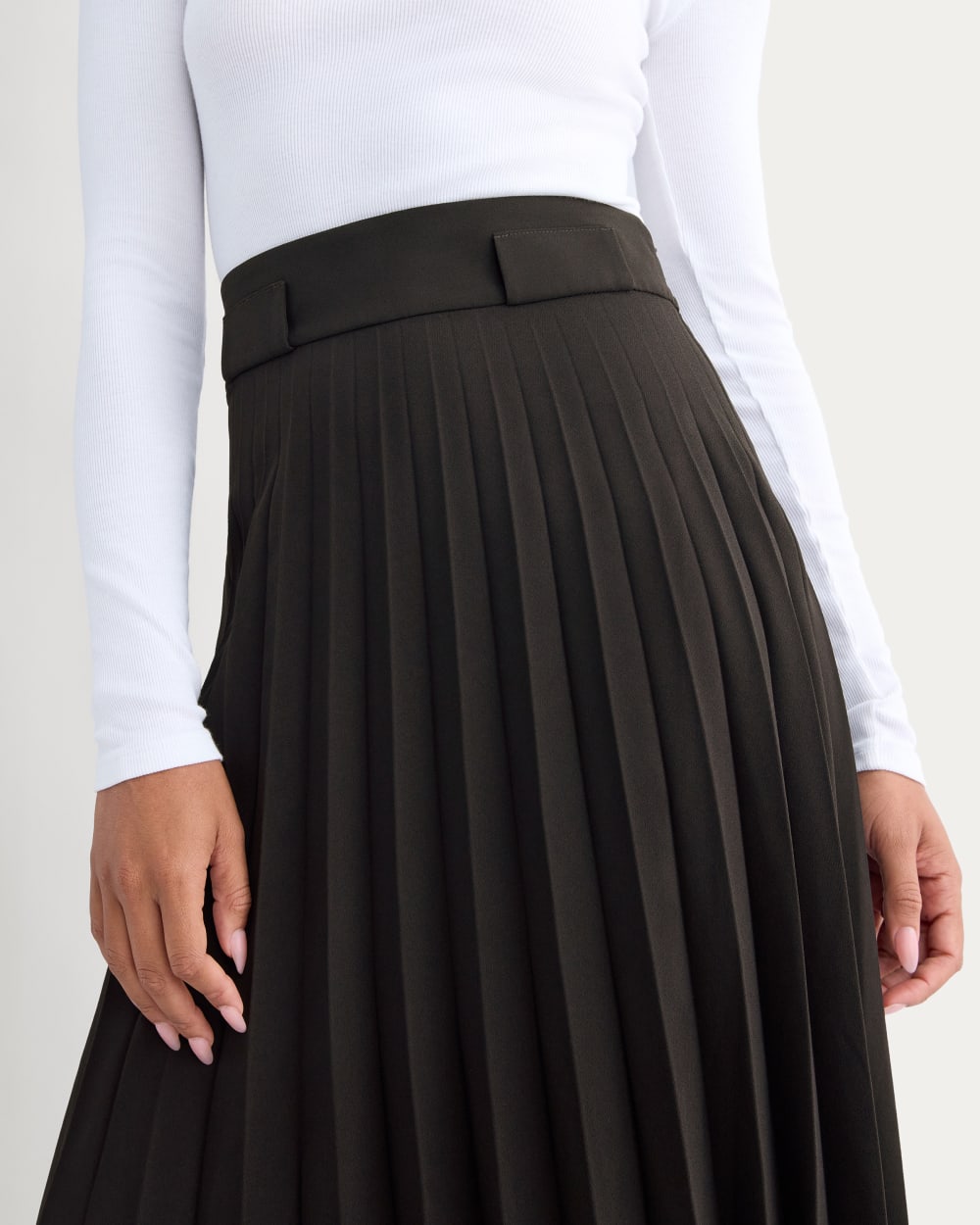Pleated Crepe Midi Skirt | Black