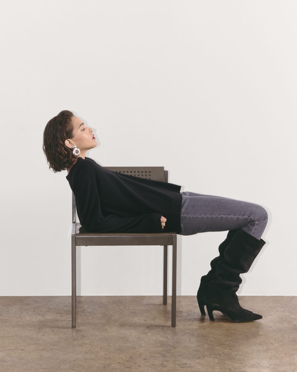 The Classic V in Cashmere | Black