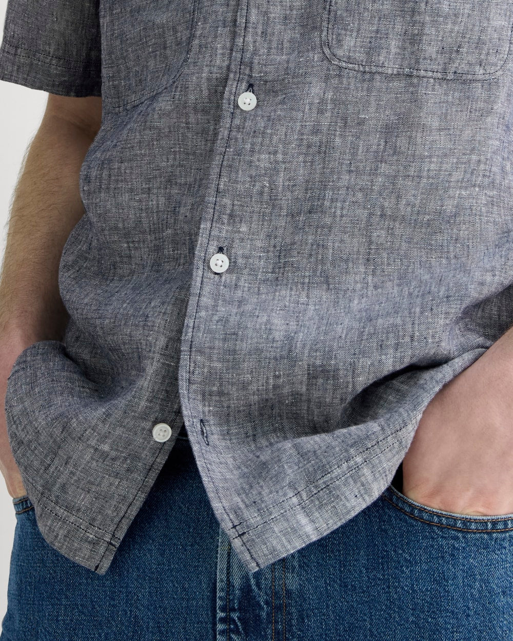 The Resort Shirt in Linen | Navy Chambray