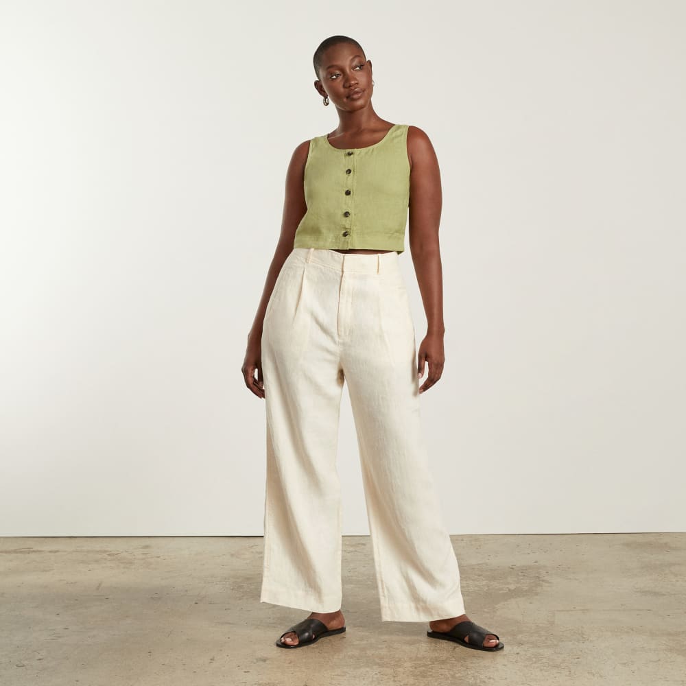 The Linen Button-Front Crop Tank | Leek