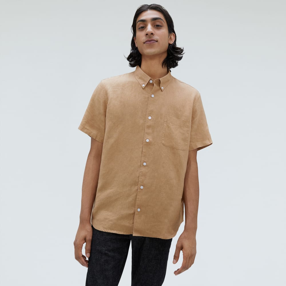 The Classic Short-Sleeve Shirt in Linen | Iced Coffee