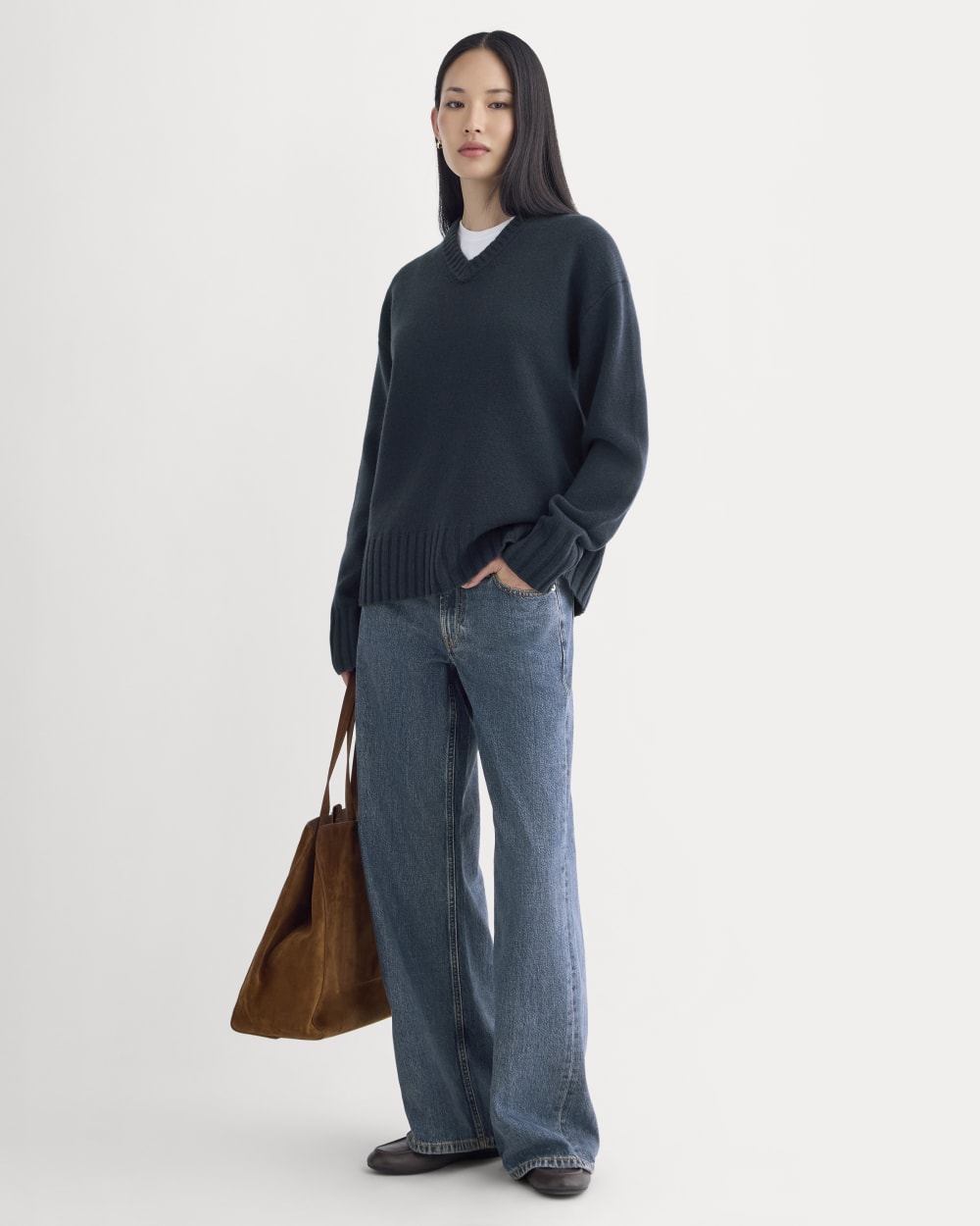 V-Neck Sweater in Extrafine Luxe Merino | Navy