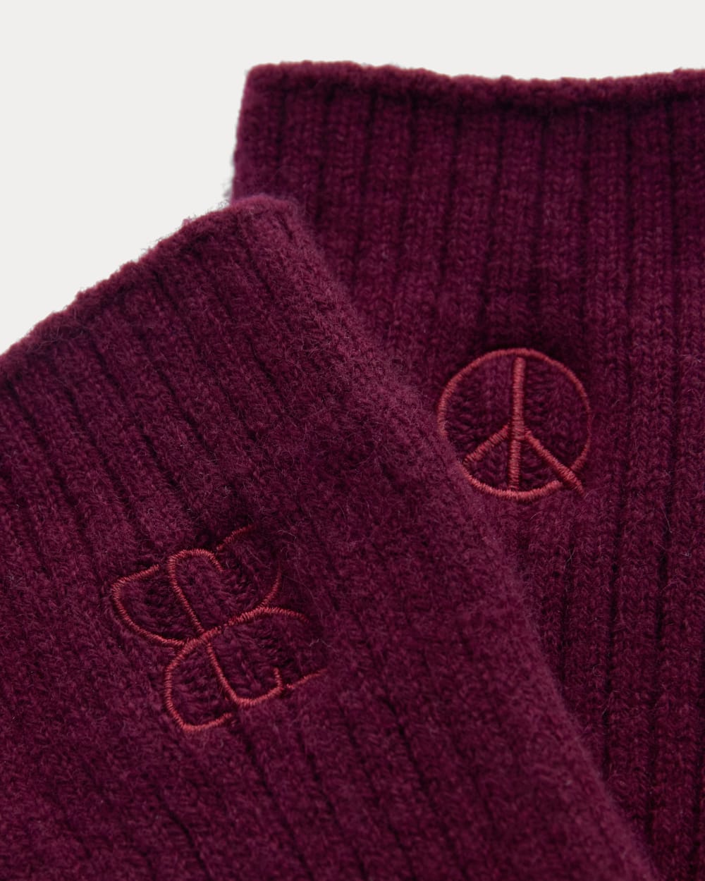 Everlane x Peace & Quiet Cashmere Socks | Wine