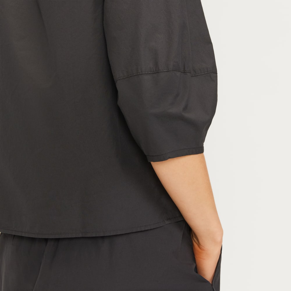 The Poplin Scoop-Neck Top | Black