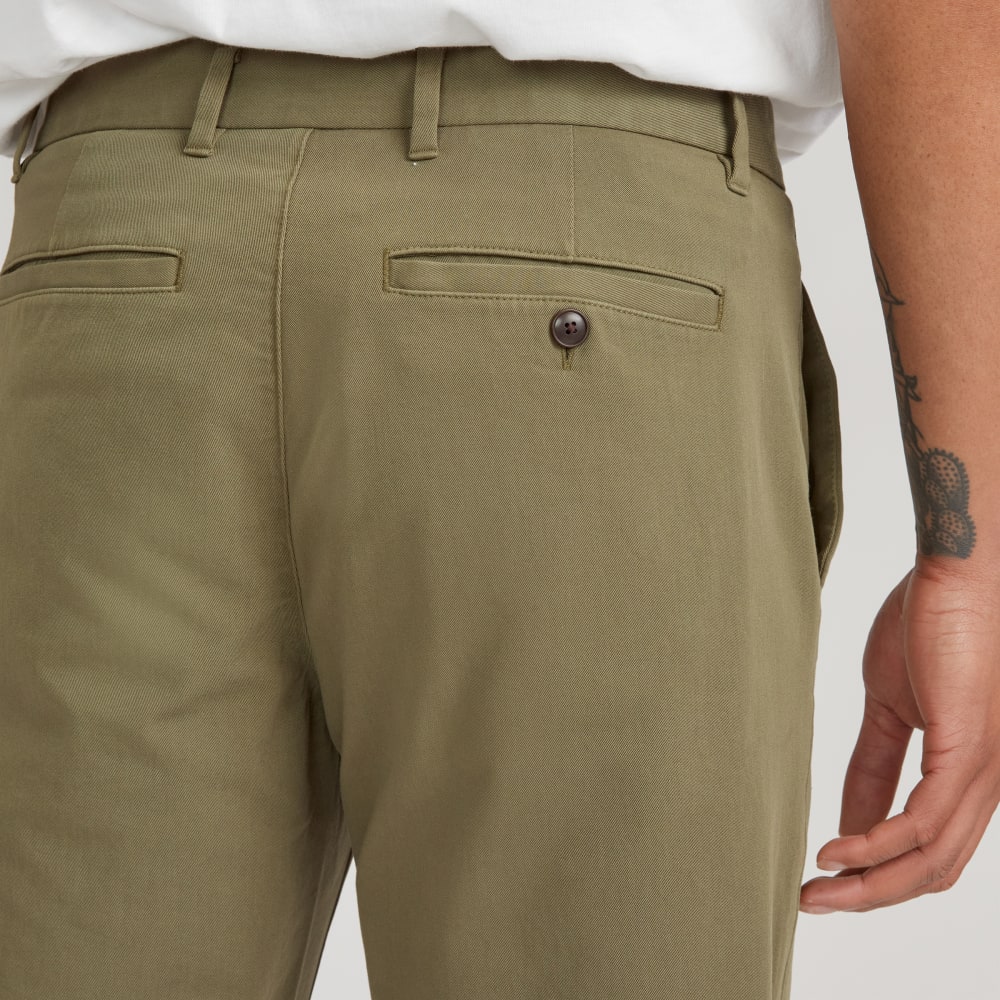 The Straight Fit Performance Chino | Uniform | Kalamata | Straight