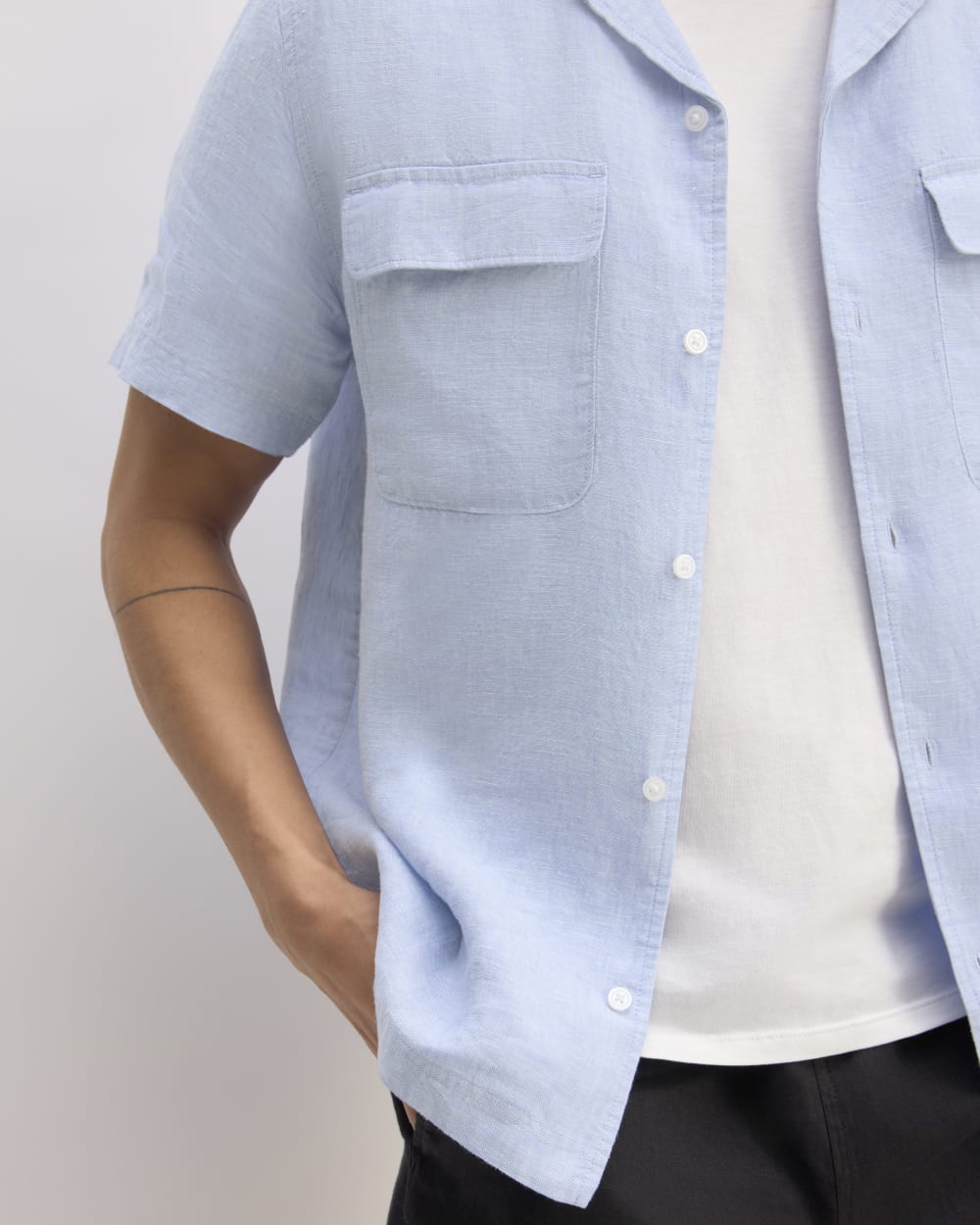 The Resort Shirt in Linen | Light Blue