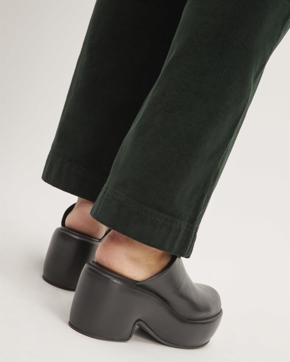 The Corduroy Wide-Leg Pant | Scarab