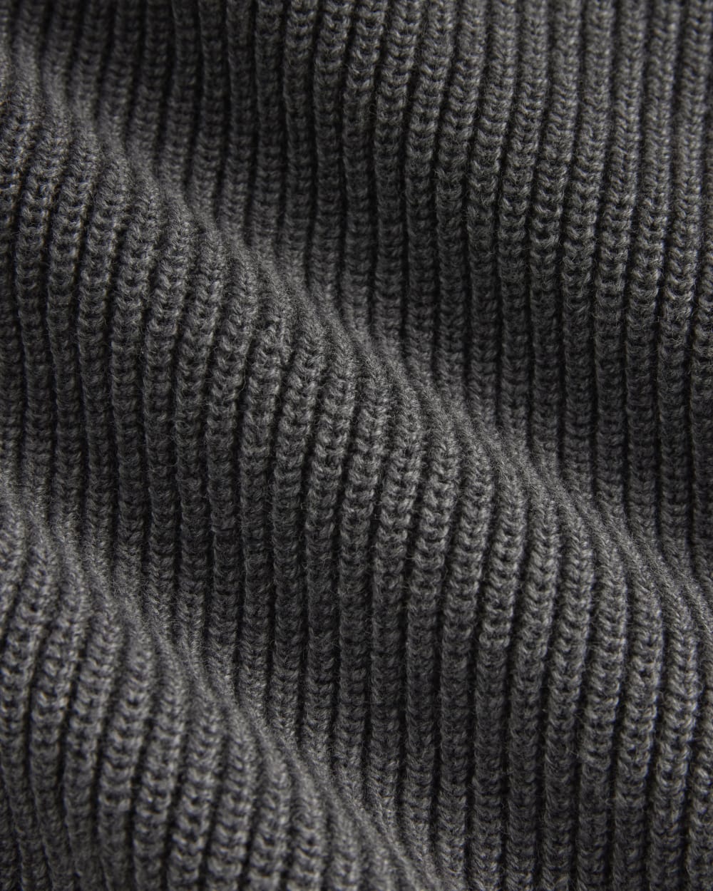 The Slouchy V-Neck in Everyday Cotton | Heathered Charcoal