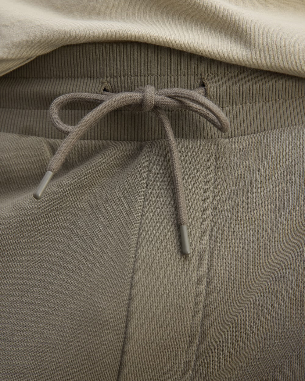 The Off-Duty Jogger | Kalamata