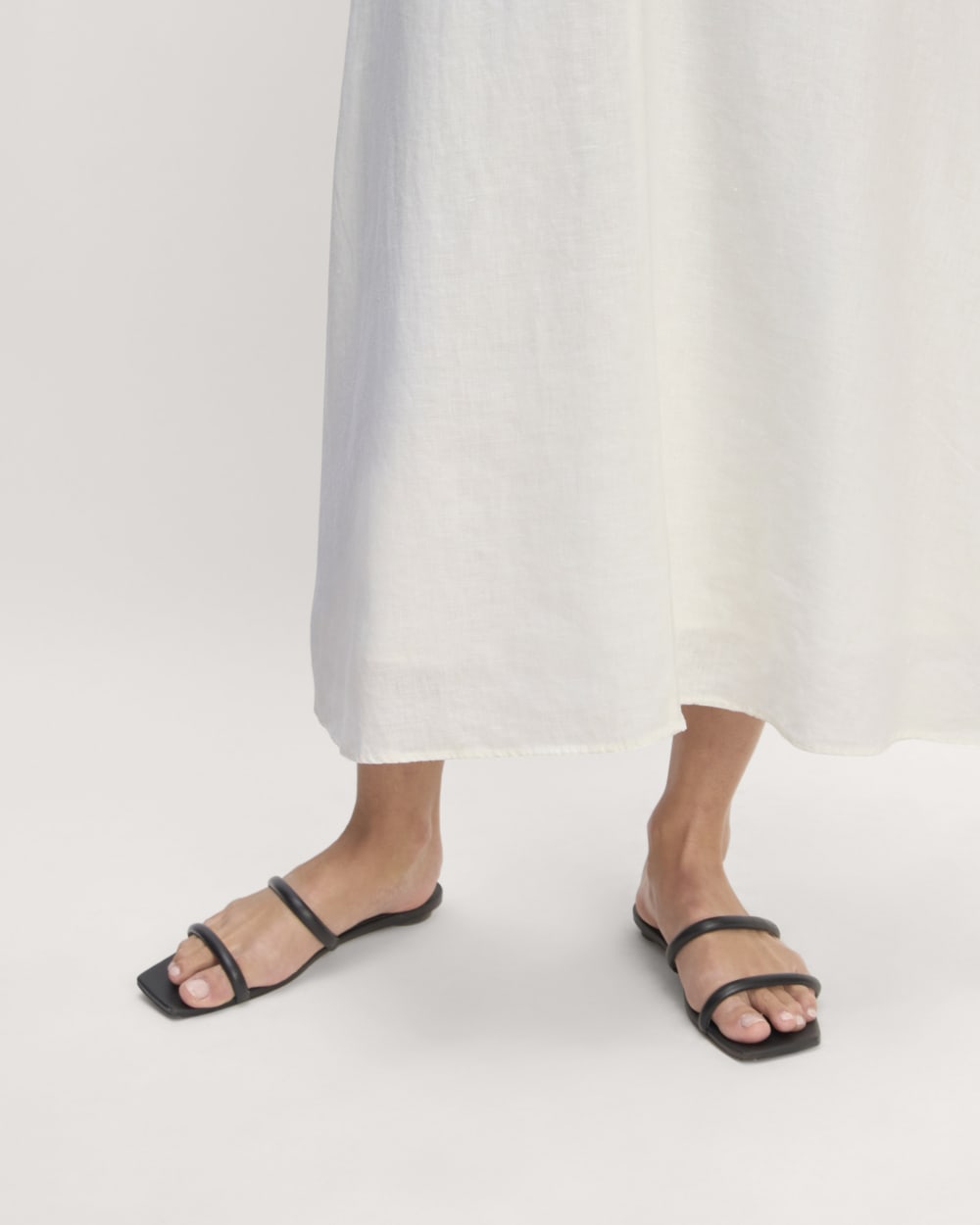 The Linen Halter-Neck Dress | White