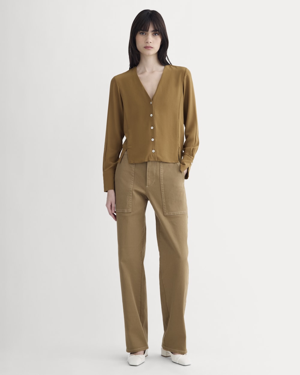 The V-Neck Blouse in Washable Silk | Toffee