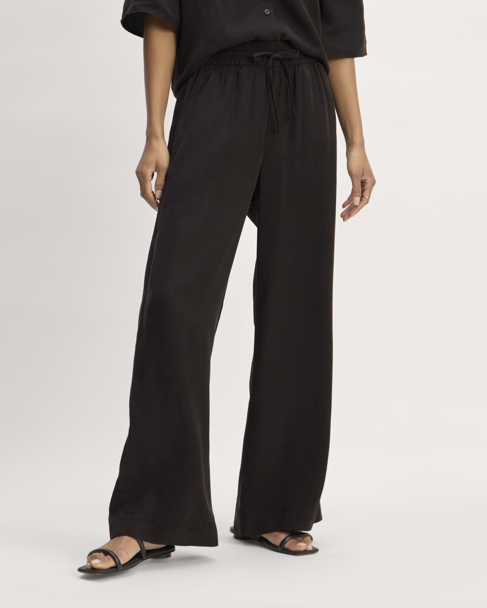 The Wide-Leg Pant in Butterlite | Black