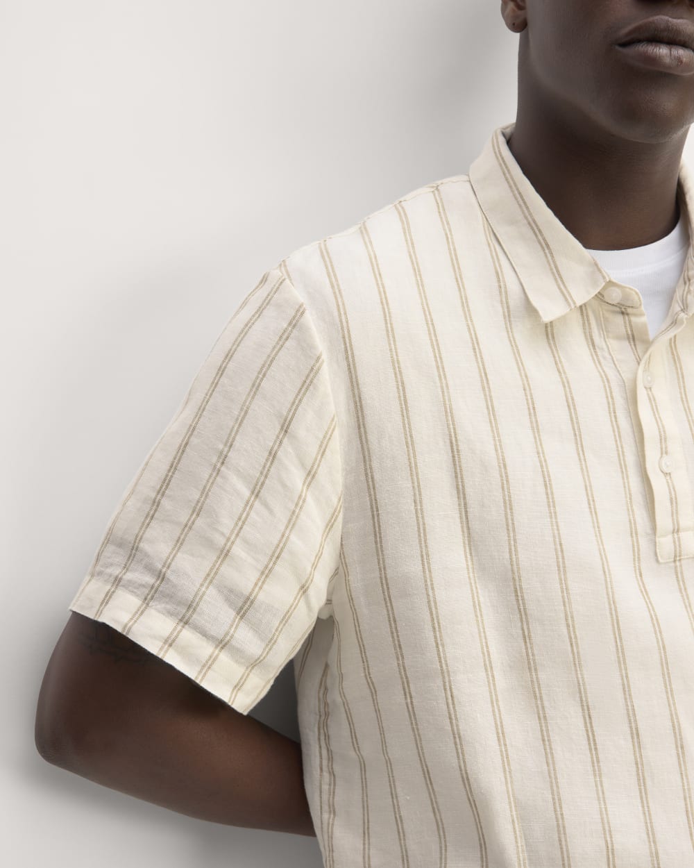 The Linen Short-Sleeve Popover Shirt | Bone / Cornstalk