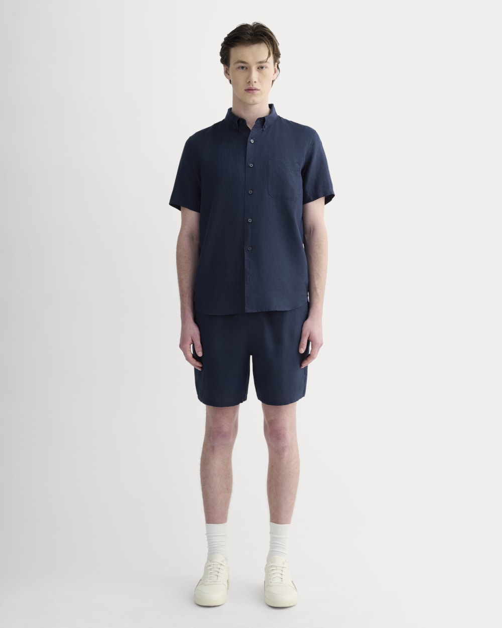 The Classic Short-Sleeve Shirt in Linen | Navy
