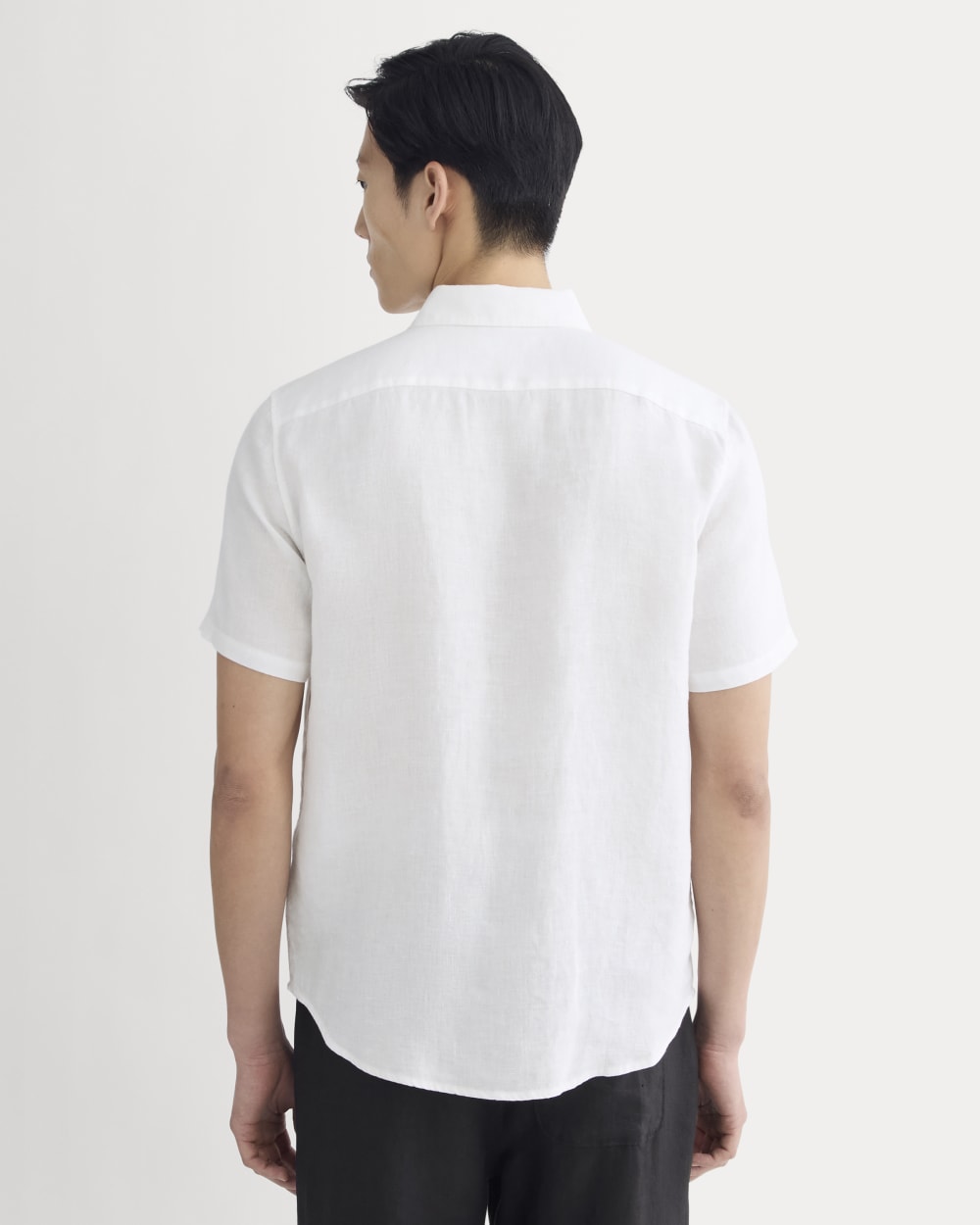 The Classic Short-Sleeve Shirt in Linen | White