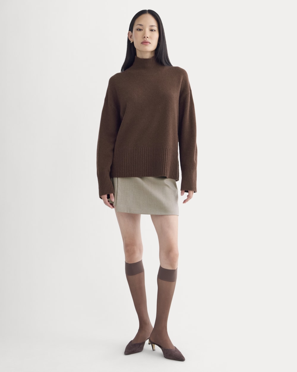 The Boxy Turtleneck in Cashmere | Dark Mahogany