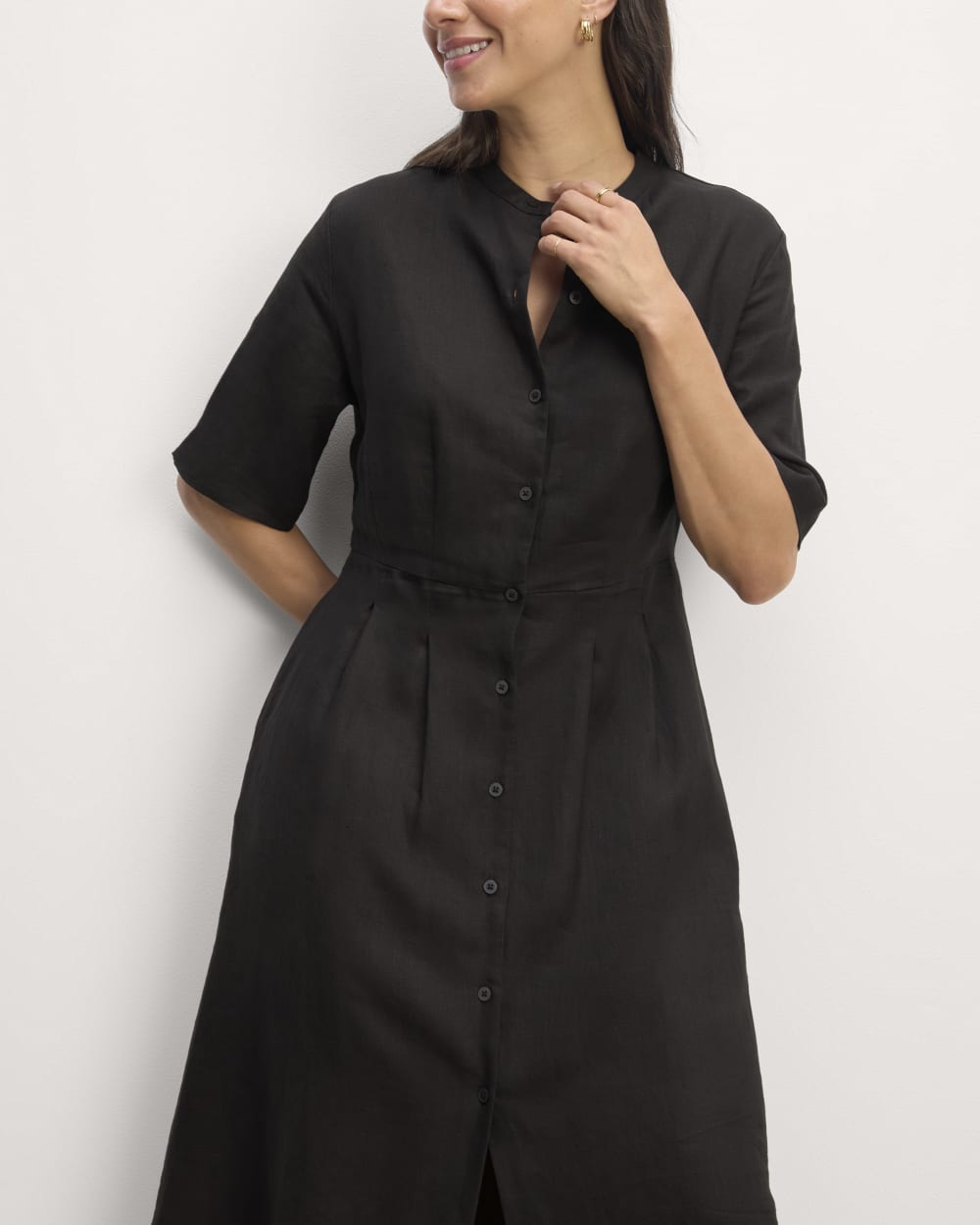 The Frolic Dress in Linen | Black