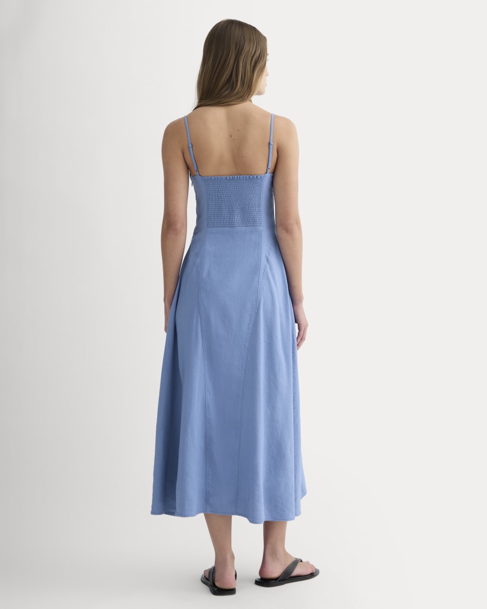 The Seamed Dress in Stretch Linen | Bluebell