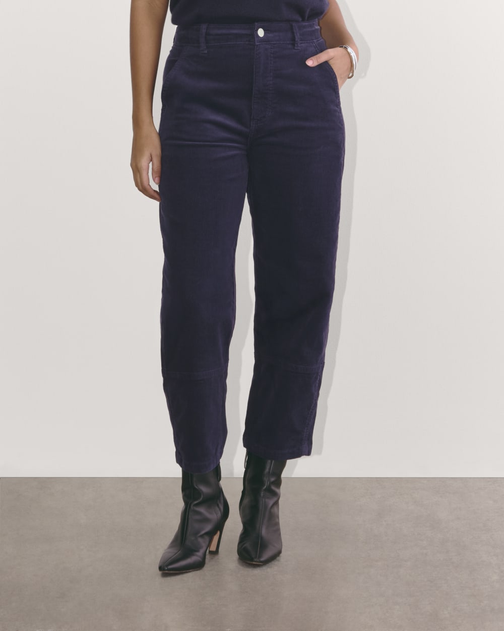 The Utility Barrel in Corduroy | Navy