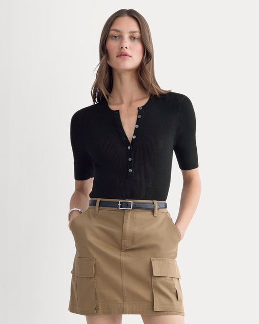 The Short-Sleeve Henley in Ultrasoft Merino | Black