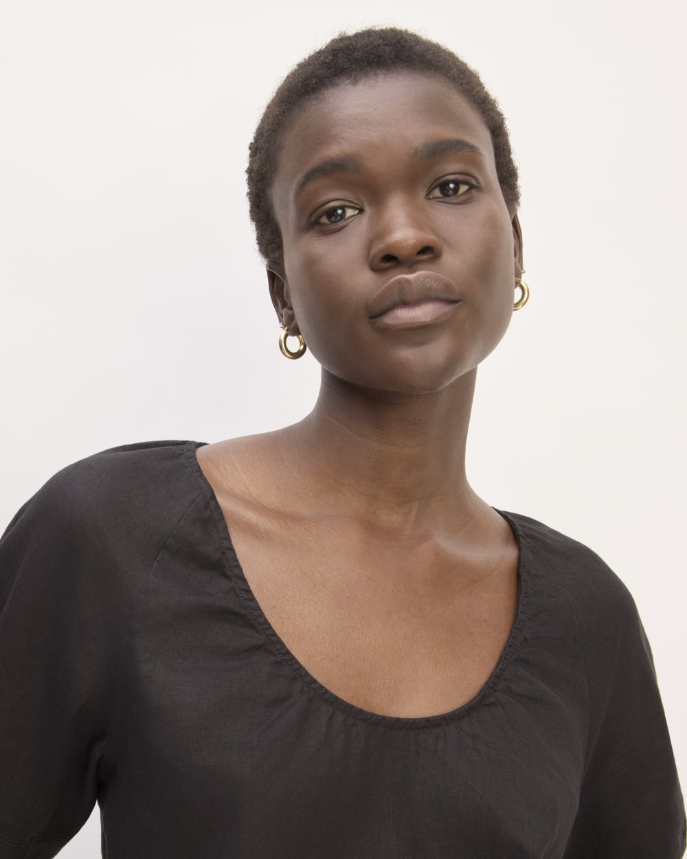 The Scoop Top in Linen | Black