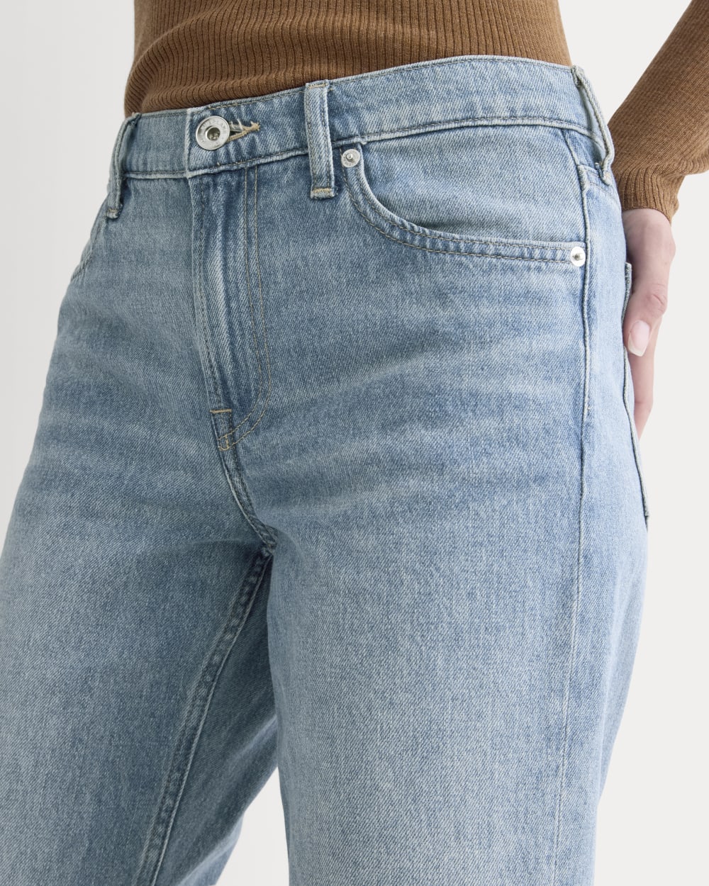 Low-Rise Straight Jean | Tungsten Scratch