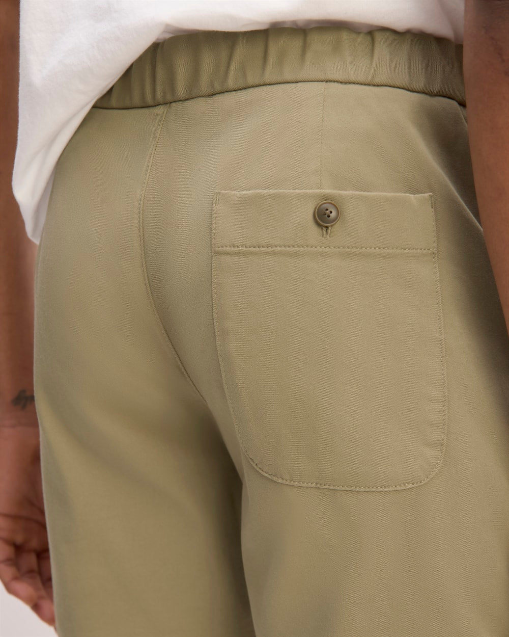 The Pull-On Performance Chino Short | Pale Green